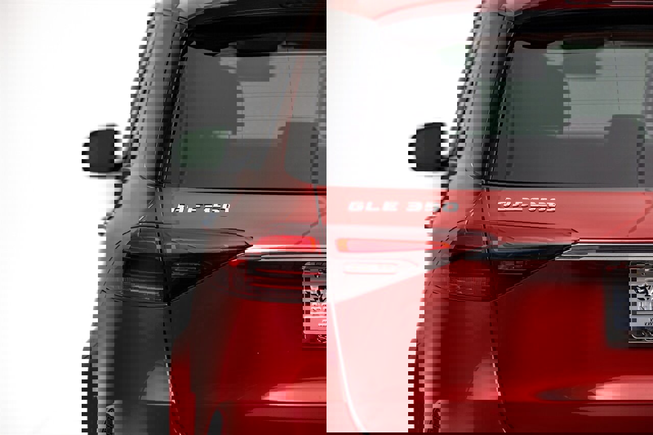 Used 2024 Mercedes-Benz GLE 350 4MATIC image 19