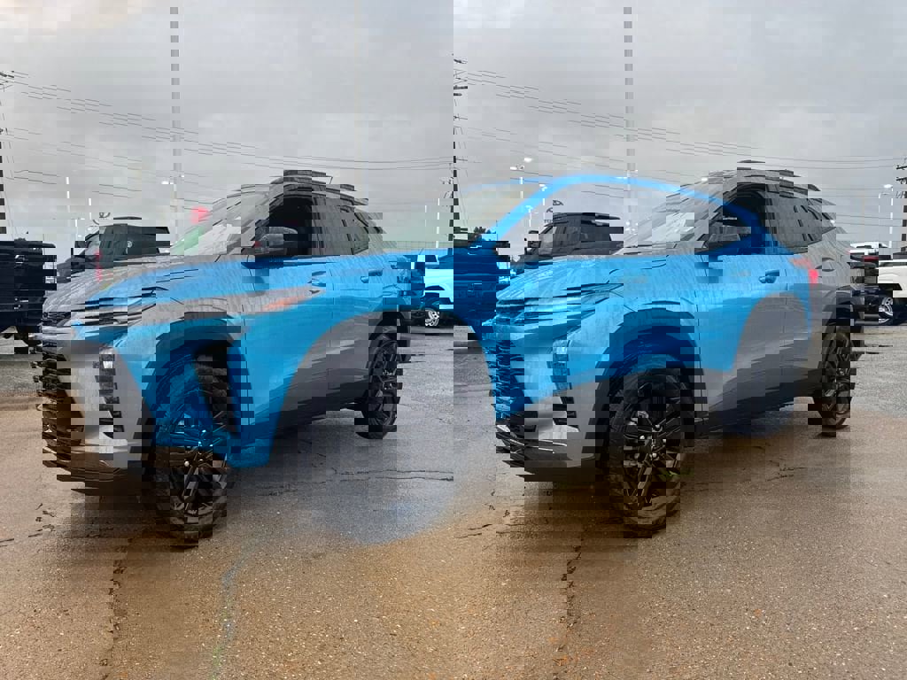 New 2026 Chevrolet Trax ACTIV w/ Driver Confidence Package