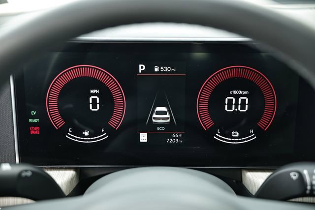 Certified 2025 Hyundai Sonata SEL image 31