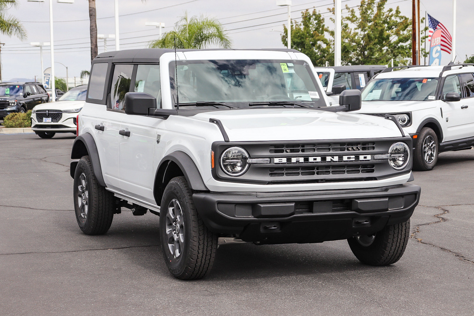 New 2026 Ford Bronco Big Bend AWD/4WD image 3