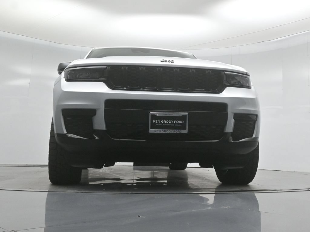 Used 2021 Jeep Grand Cherokee L Laredo AWD/4WD image 40