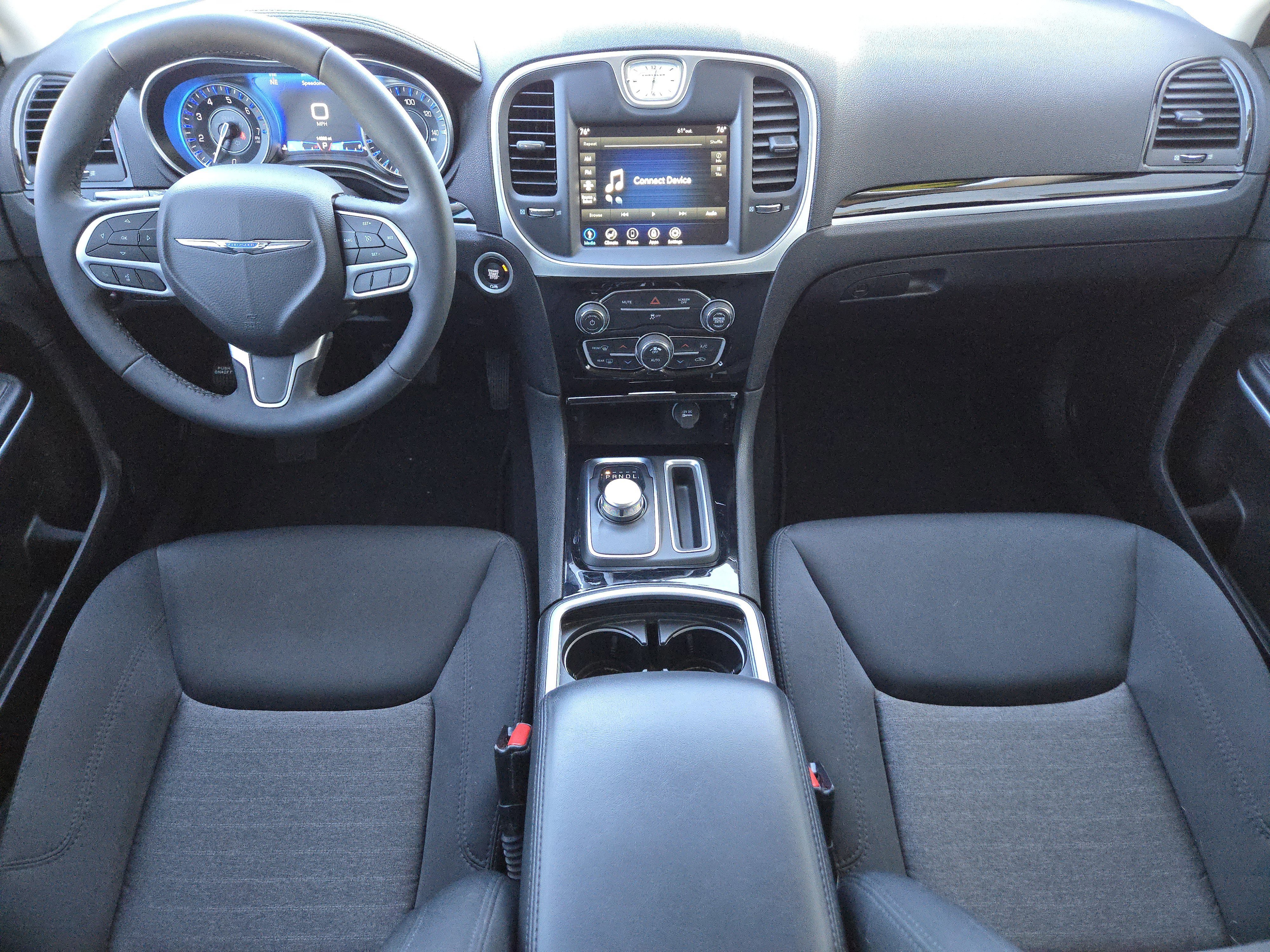 Used 2023 Chrysler 300 Touring w/ Sport Appearance Package image 24