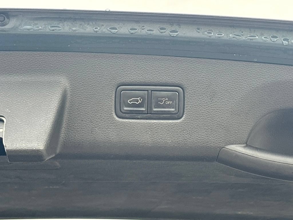 Used 2022 Kia Carnival EX FWD image 13