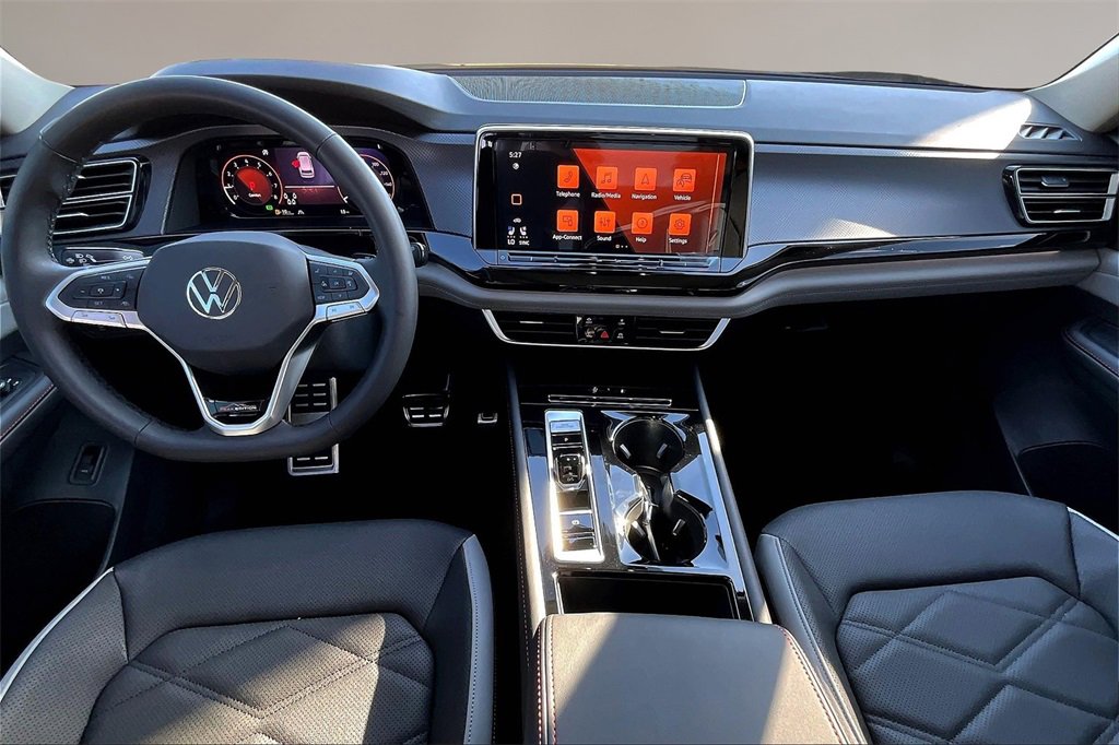 New 2026 Volkswagen Atlas Peak Edition image 5