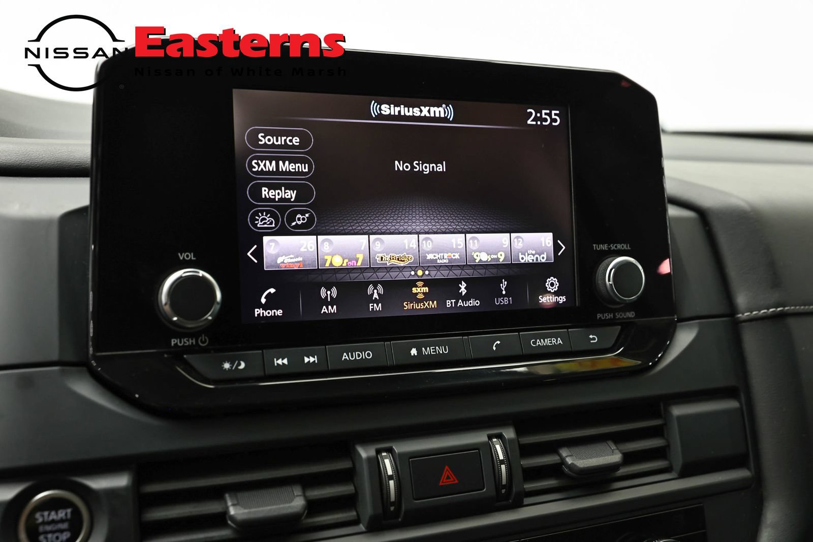 Used 2023 Nissan Pathfinder S AWD/4WD image 18
