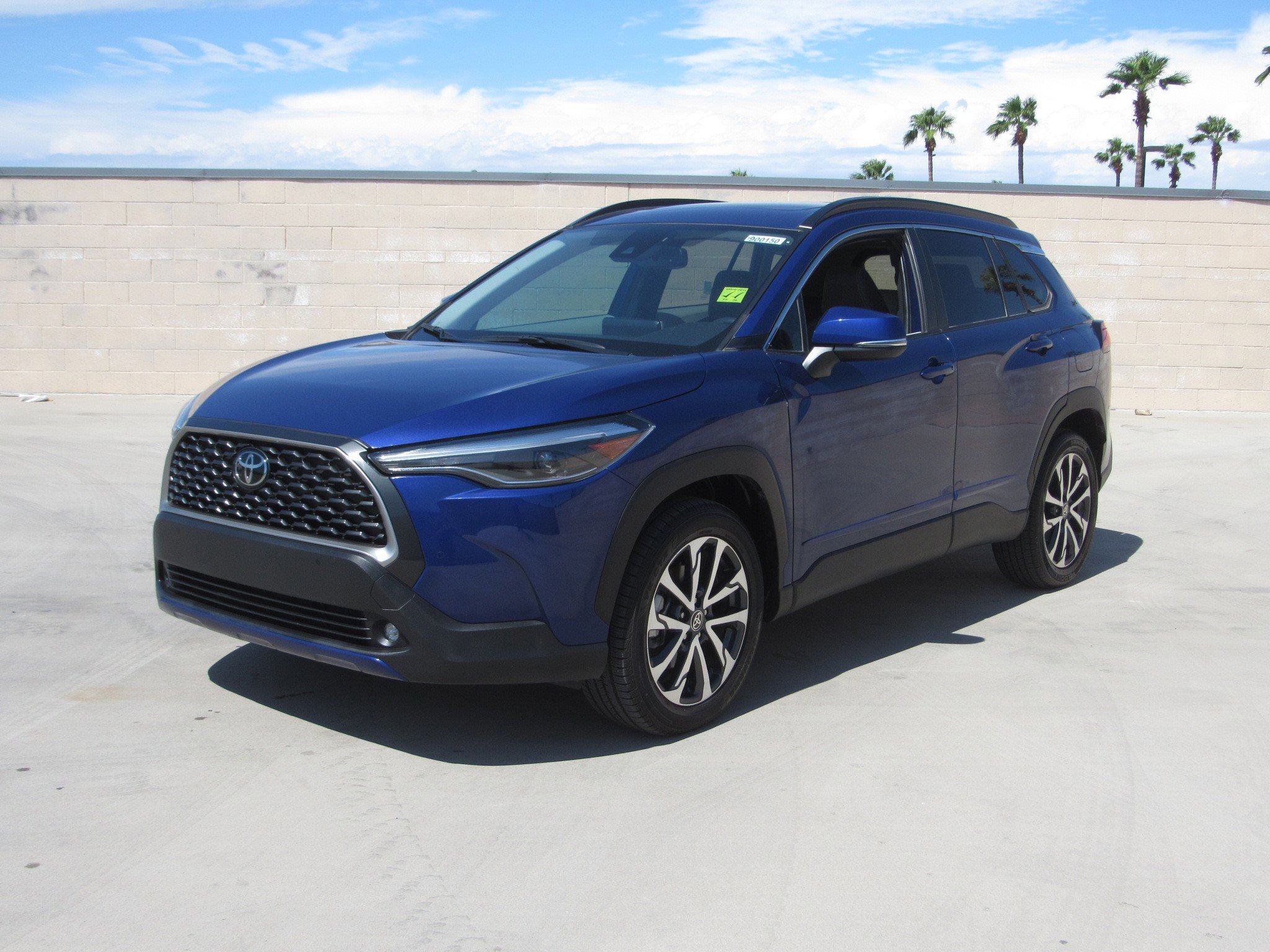 Used 2022 Toyota Corolla Cross XLE