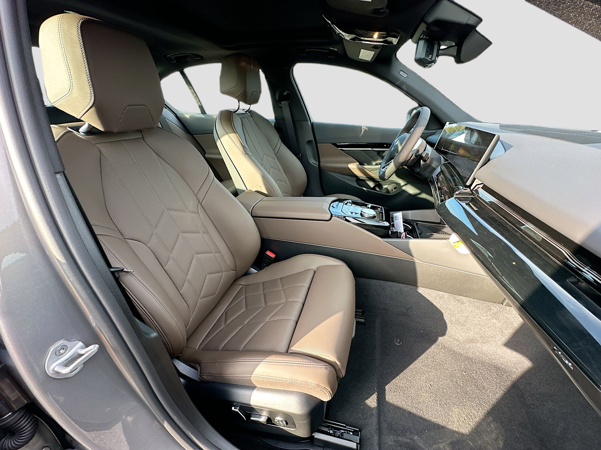 New 2026 BMW 530i w/ M Sport Package image 23