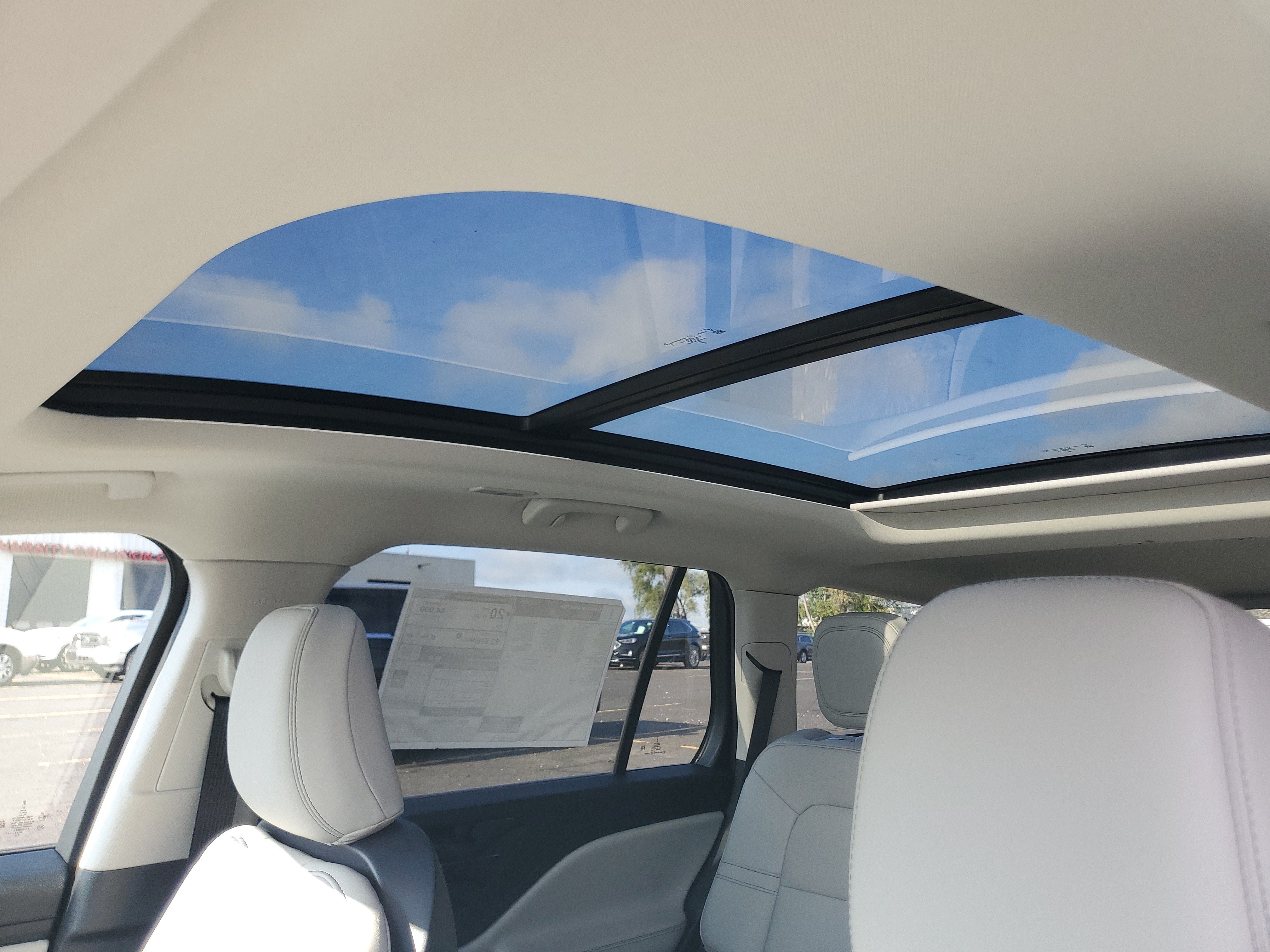 New 2026 Lincoln Aviator AWD image 10