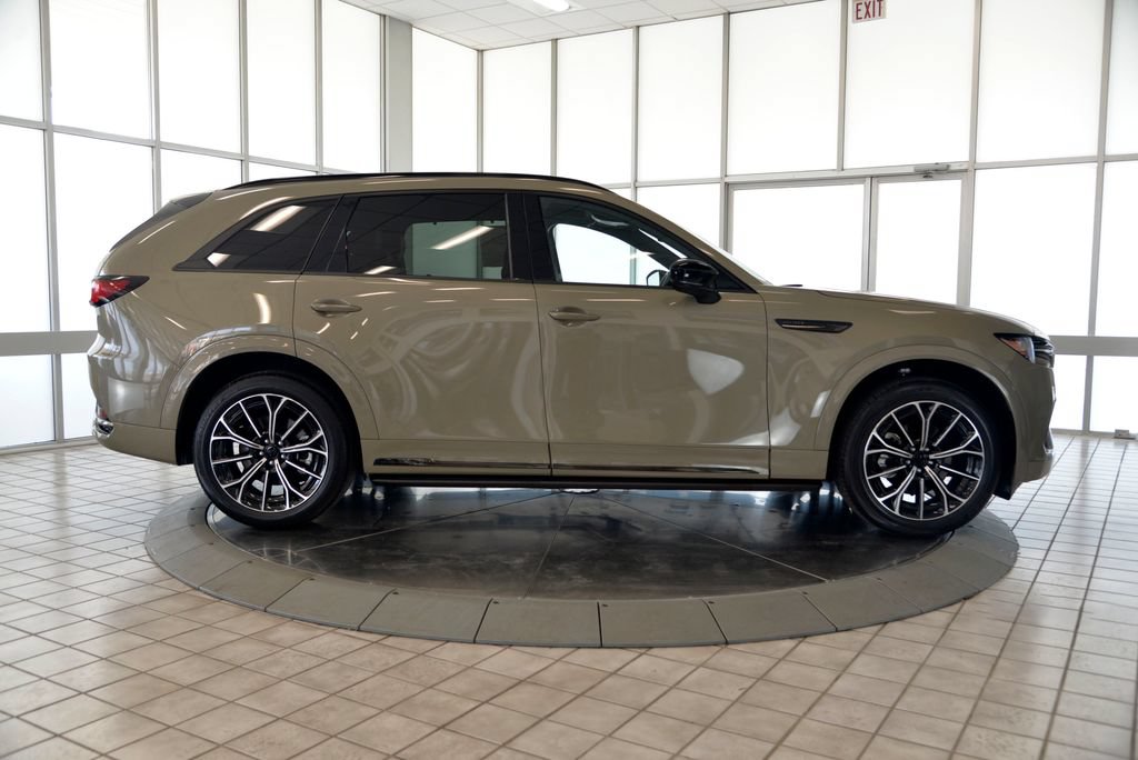Certified 2026 MAZDA CX-70 3.3 Turbo S w/ Premium Plus AWD/4WD image 9
