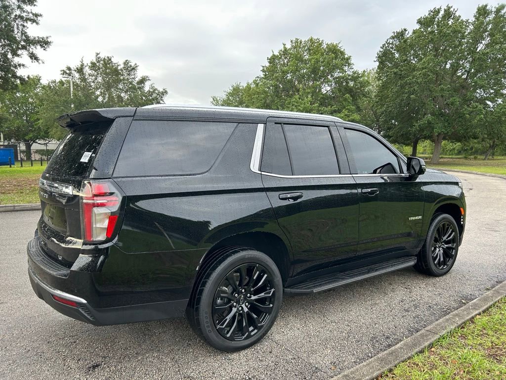 Used 2024 Chevrolet Tahoe LT w/ Luxury Package RWD image 5