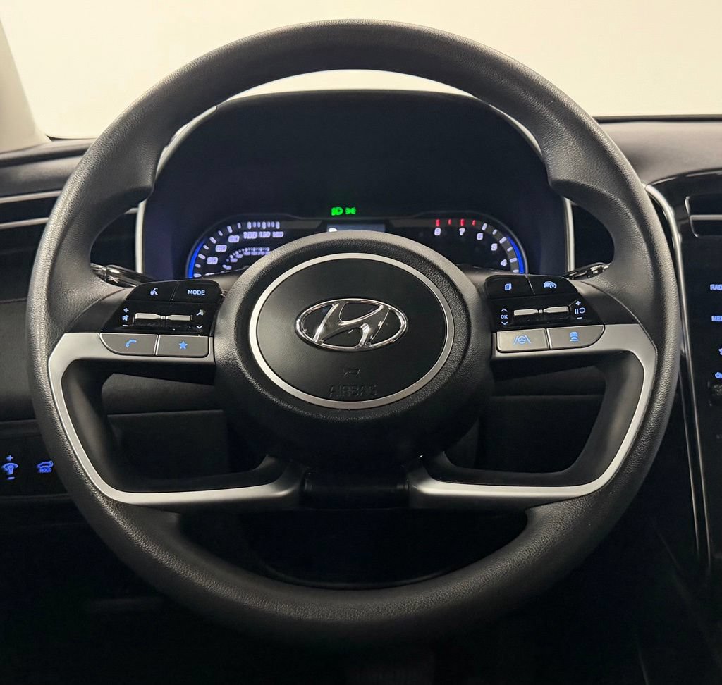 Certified 2023 Hyundai Tucson SEL AWD/4WD image 16