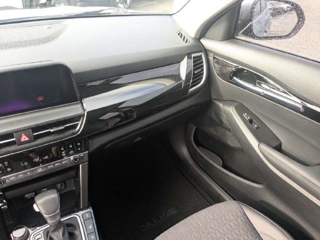 Certified 2024 Kia Seltos X-Line AWD/4WD image 17