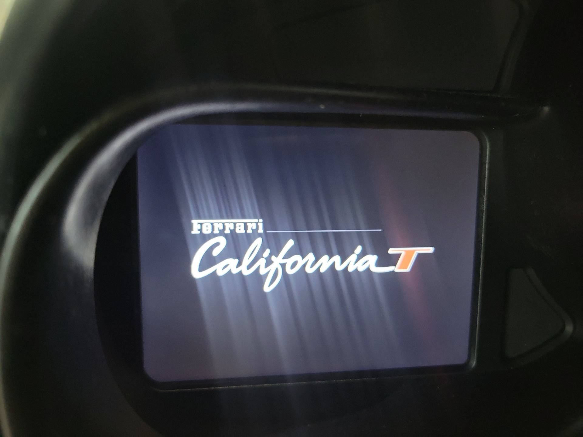 Used 2017 Ferrari California T RWD image 22