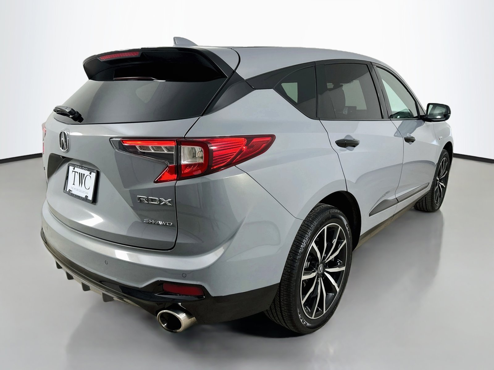 Used 2025 Acura RDX w/ Advance Package AWD/4WD image 5