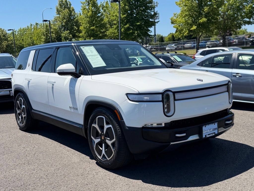 Used 2024 Rivian R1S Adventure AWD/4WD image 2