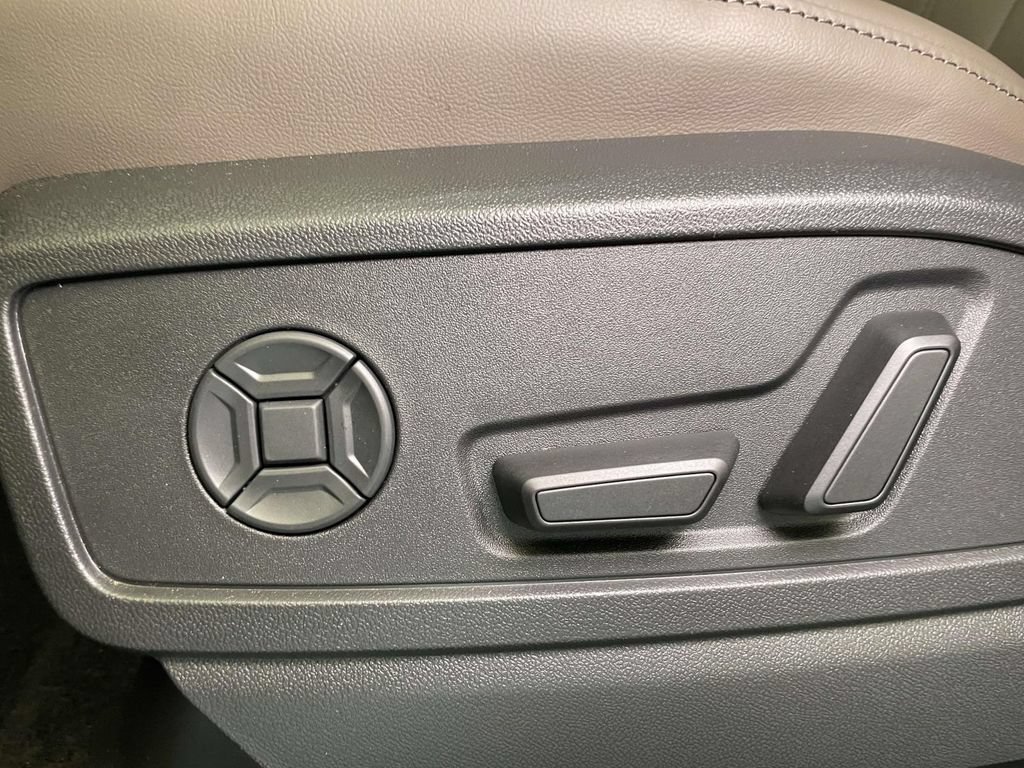 New 2026 Audi Q5 Premium Plus AWD/4WD image 17