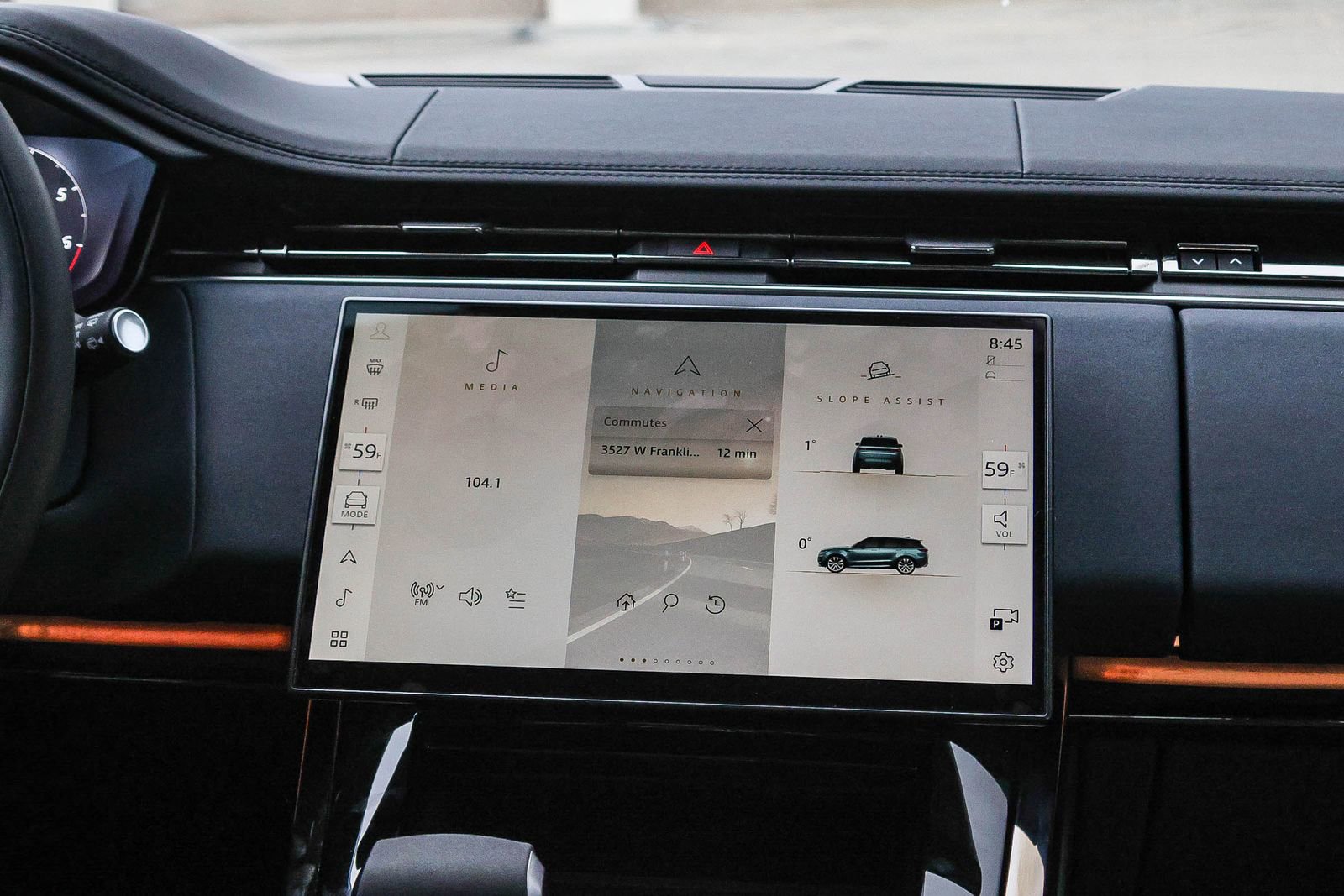 Certified 2024 Land Rover Range Rover Sport SE image 19