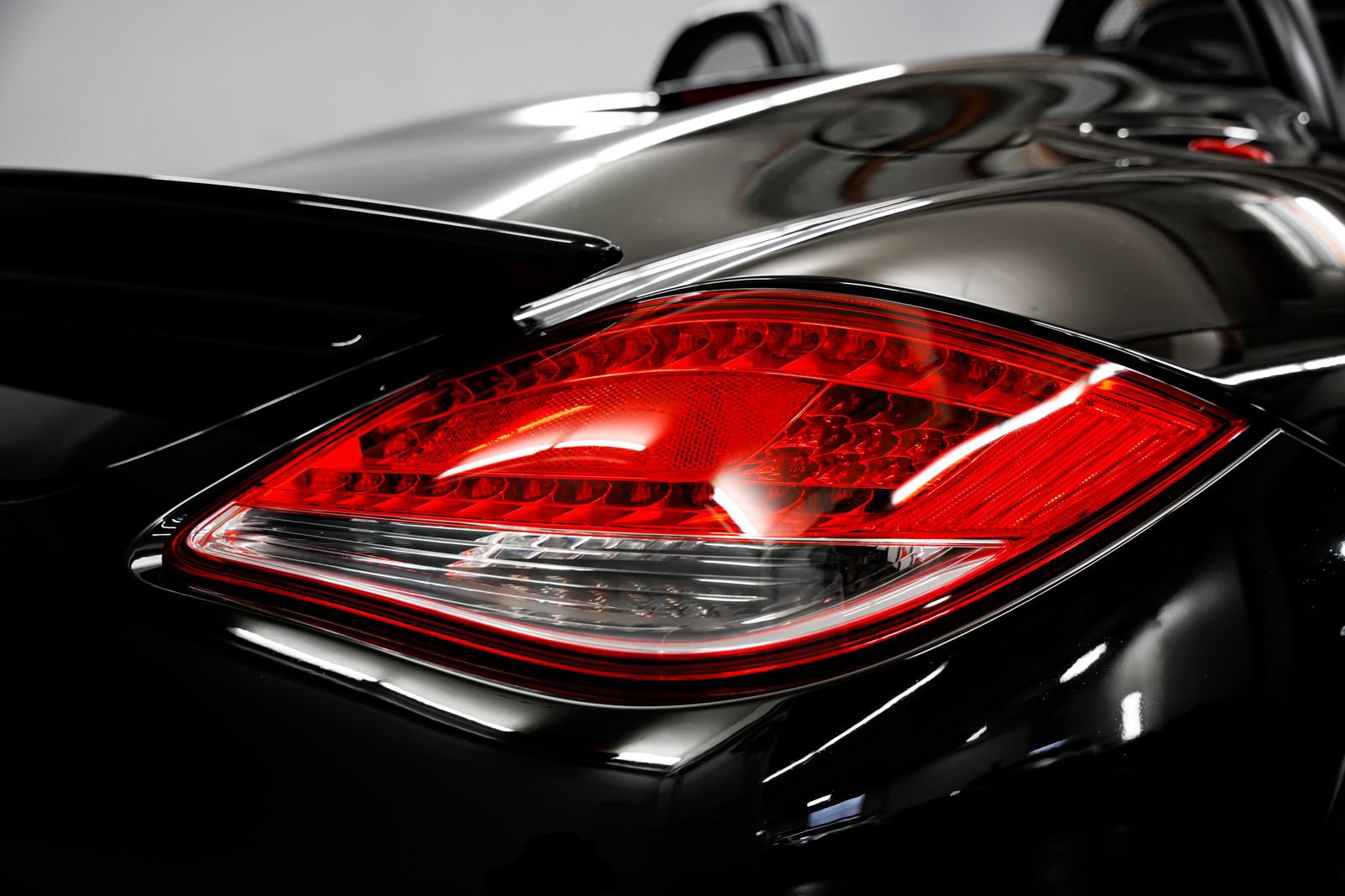 Used 2011 Porsche Boxster Spyder RWD image 33