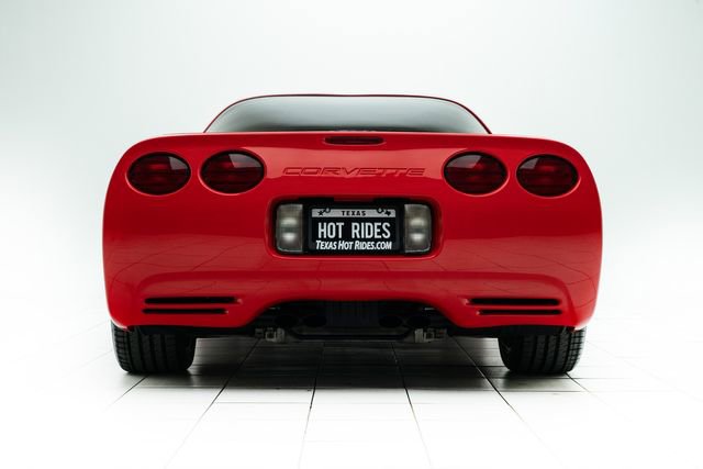 Used 1999 Chevrolet Corvette Coupe w/ Performance Handling Pkg image 16