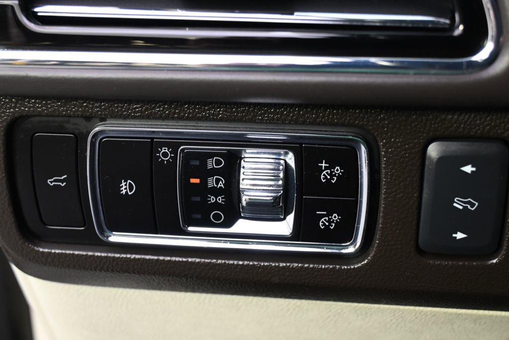 Used 2023 Lincoln Navigator Black Label AWD/4WD image 25