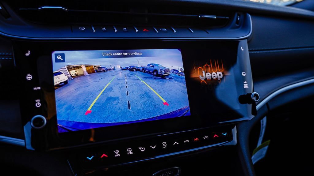 New 2026 Jeep Grand Cherokee Limited AWD/4WD image 29