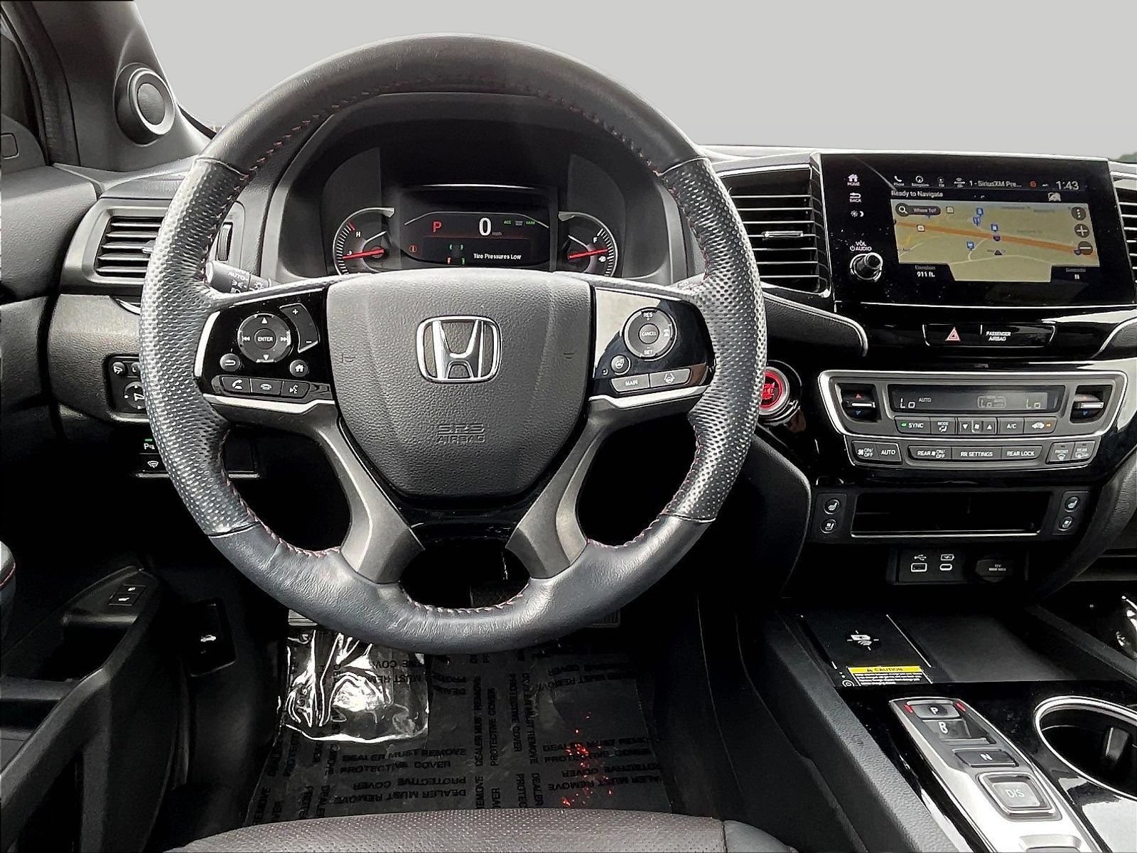 Used 2024 Honda Passport Black Edition image 11