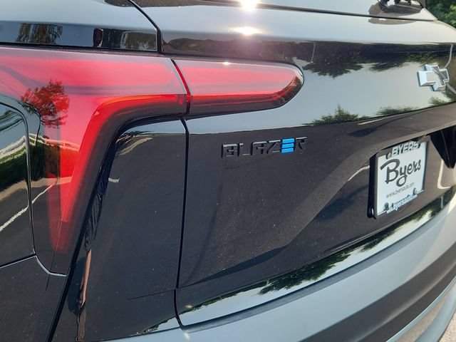 New 2026 Chevrolet Blazer EV LT FWD image 11