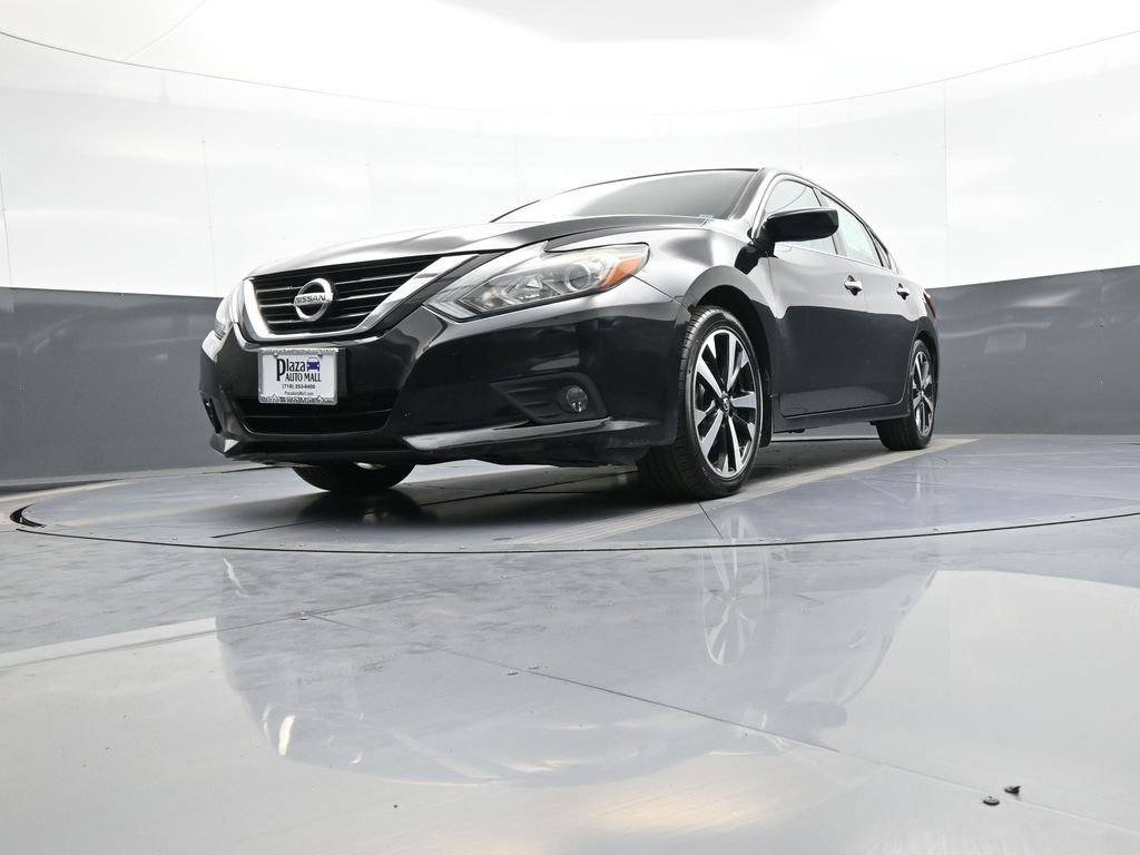 Used 2018 Nissan Altima 2.5 SR FWD image 24