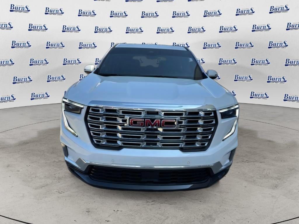 Used 2025 GMC Acadia Denali w/ Super Cruise Package FWD image 2