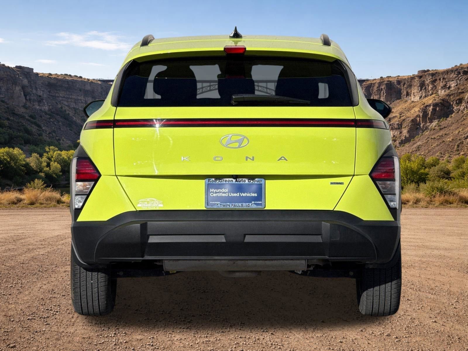 Used 2025 Hyundai Kona SEL AWD/4WD image 4