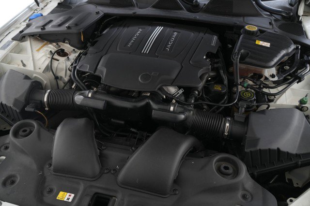 Used 2016 Jaguar XJ L Portfolio image 65