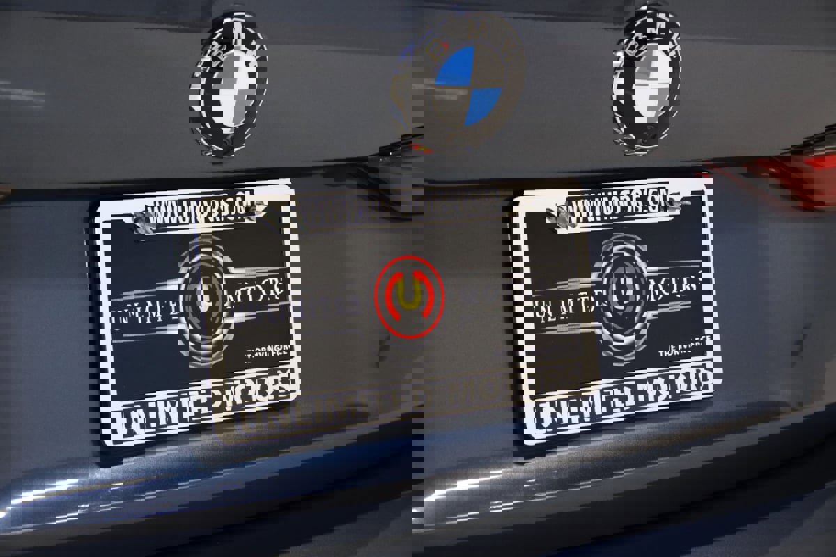 Used 2021 BMW 430i Convertible w/ Premium Package image 4