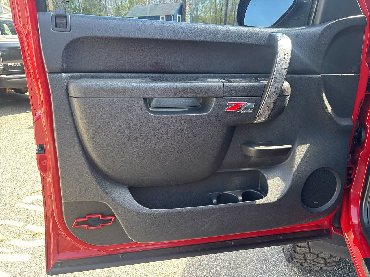 Used 2011 Chevrolet Silverado 1500 LT w/ Interior Plus Package image 19