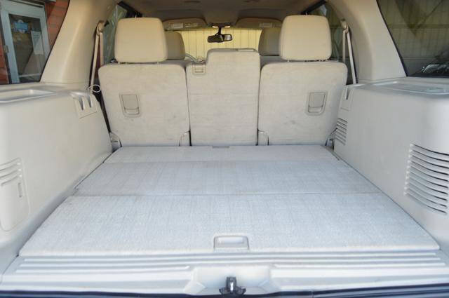 Used 2010 Ford Expedition XLT AWD/4WD image 38