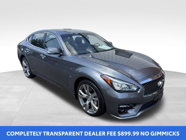 Used 2017 INFINITI Q70 3.7 w/ Technology Package AWD/4WD image 2
