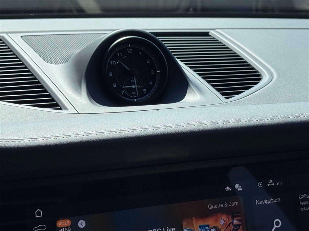 New 2025 Porsche Macan image 25