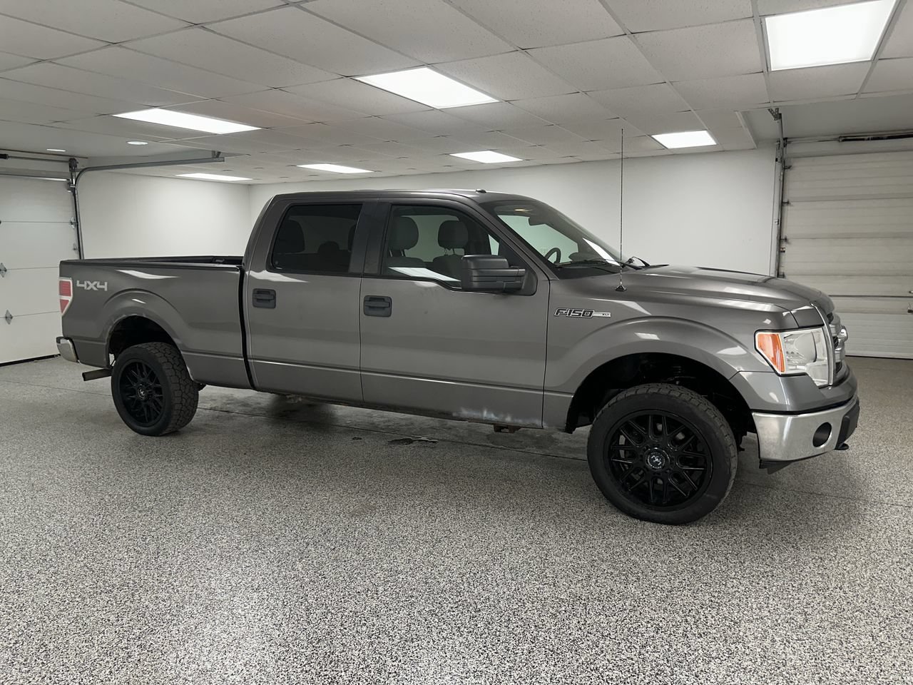 Used 2014 Ford F150 XLT AWD/4WD image 2