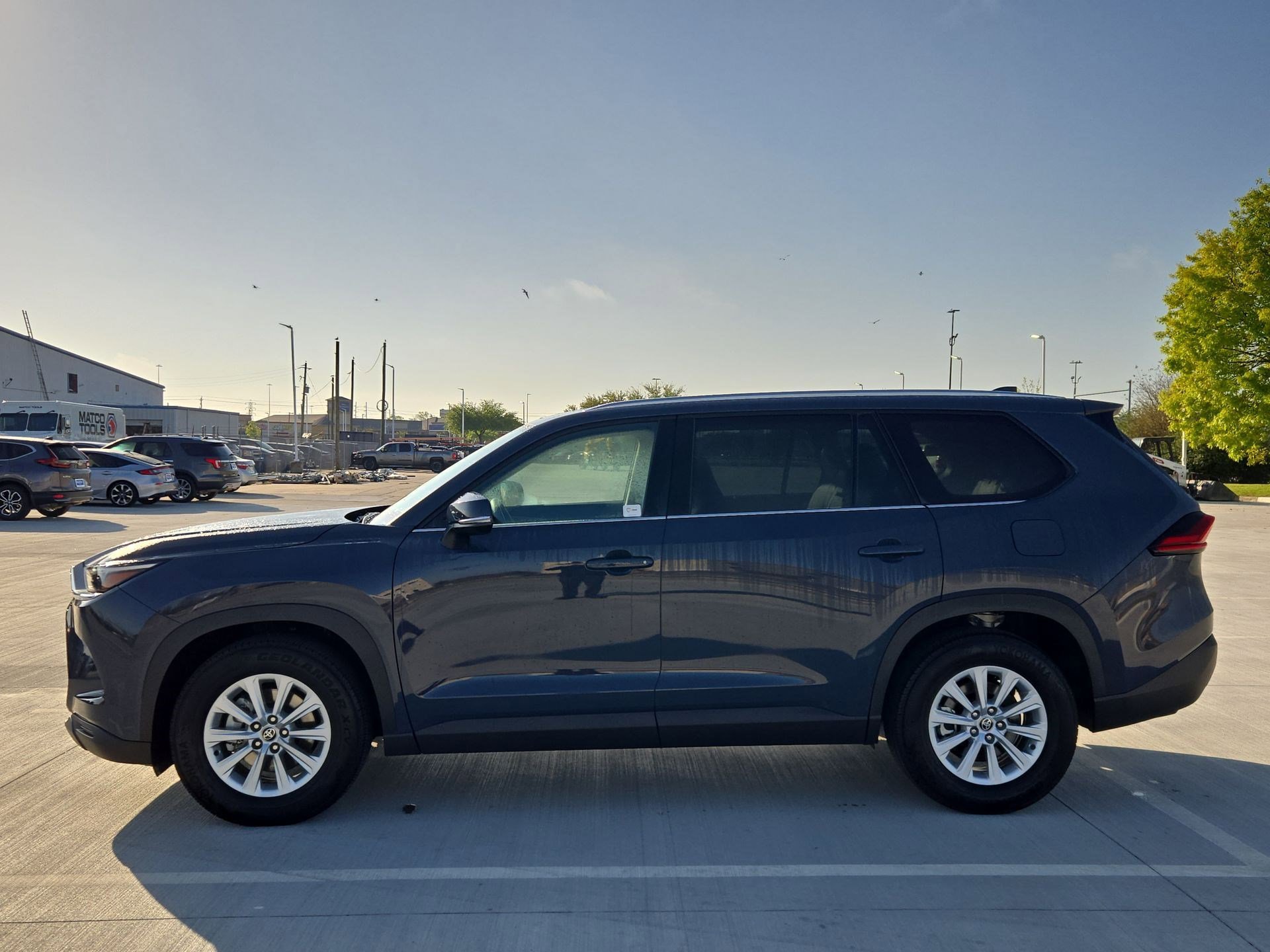 Used 2025 Toyota Grand Highlander FWD image 7