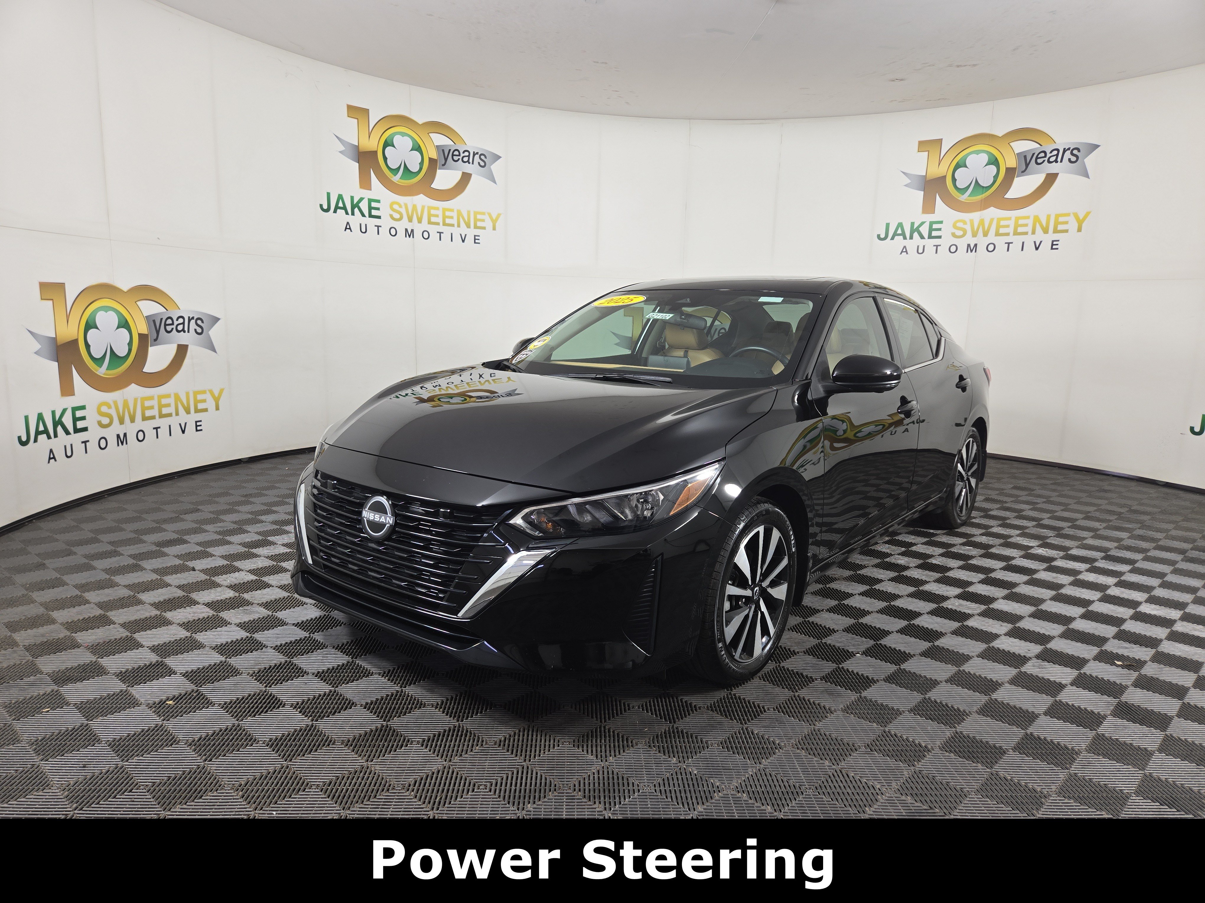 Used 2025 Nissan Sentra SV w/ SV Premium Package FWD image 3