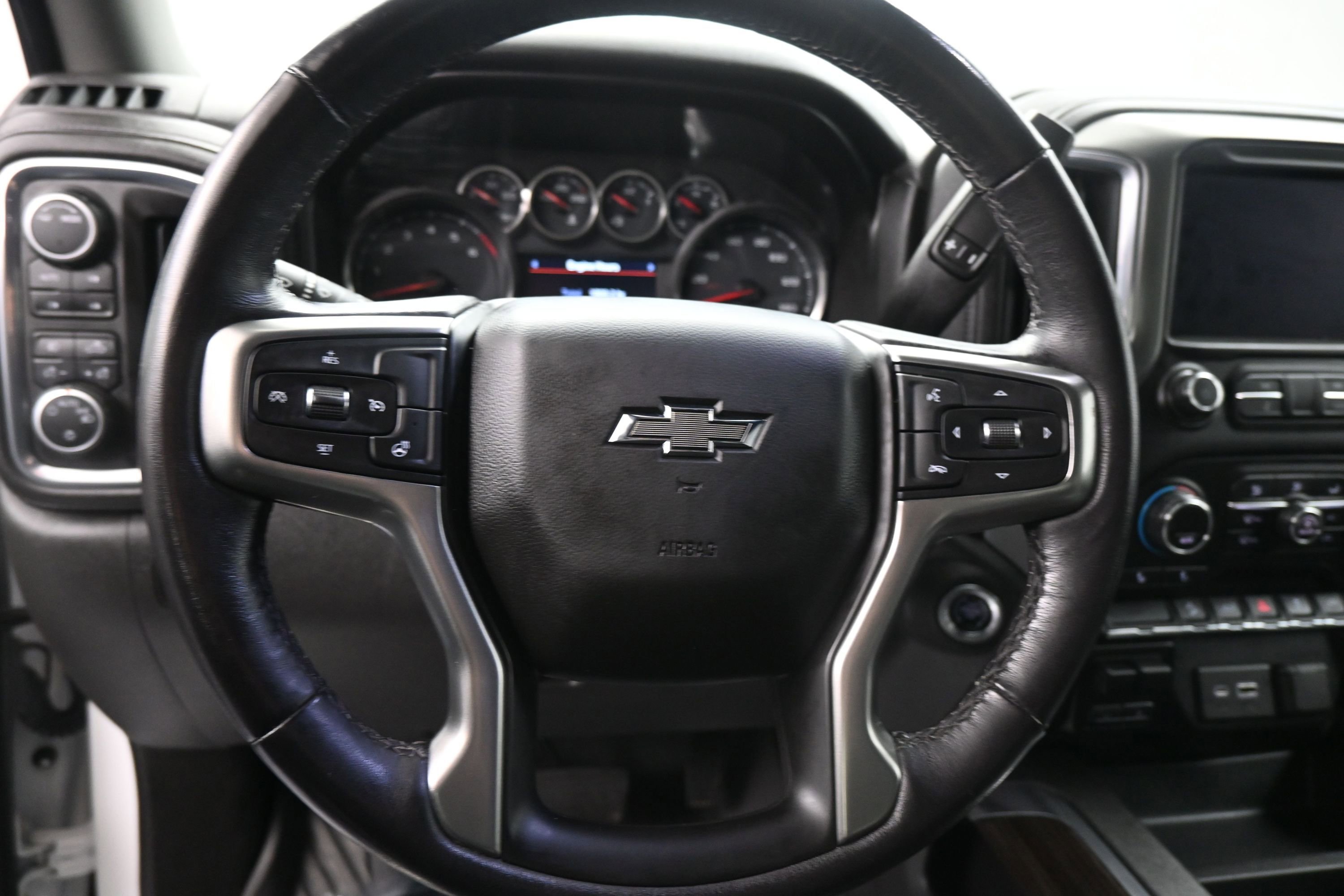 Used 2021 Chevrolet Silverado 1500 LT Trail Boss w/ Convenience Package II AWD/4WD image 12
