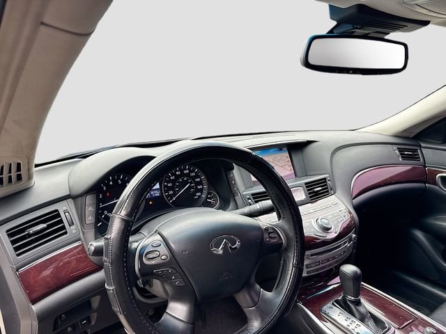 Used 2018 INFINITI Q70 L 3.7 image 10