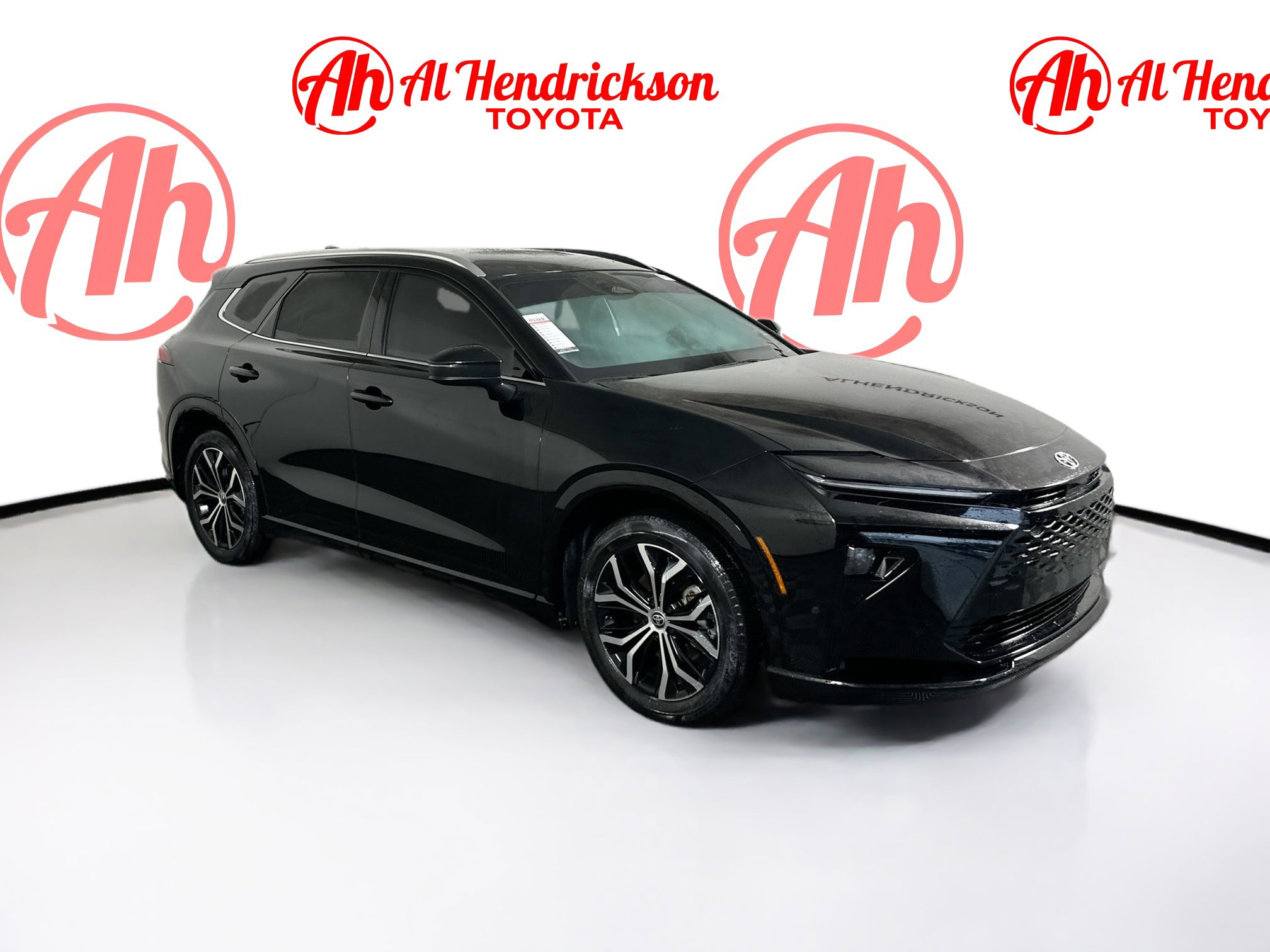 Used 2025 Toyota Crown Signia