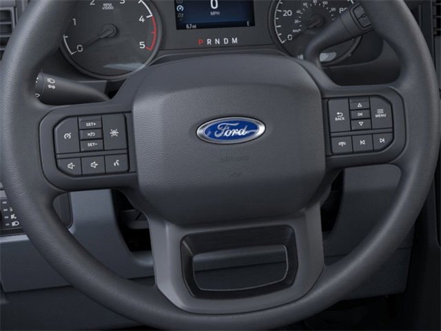 New 2026 Ford F550 4x4 Crew Cab image 5