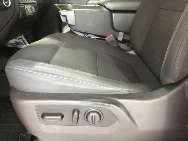 Used 2019 Chevrolet Silverado 1500 LT w/ All-Star Edition image 32