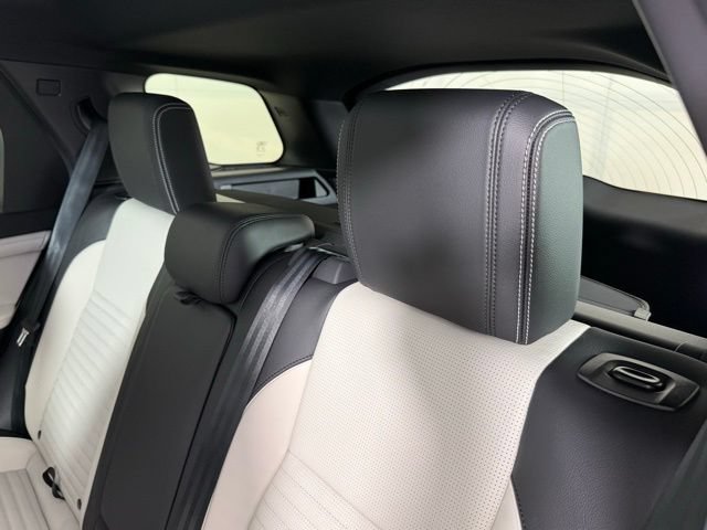 New 2026 Land Rover Discovery Sport Landmark AWD/4WD image 24