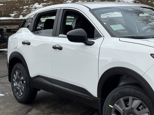 New 2026 Nissan Kicks S image 4