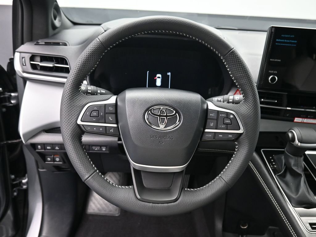 Certified 2026 Toyota Sienna XSE image 18