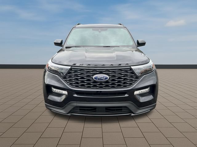 Used 2023 Ford Explorer ST-Line w/ Class IV Trailer Tow Package AWD/4WD image 10