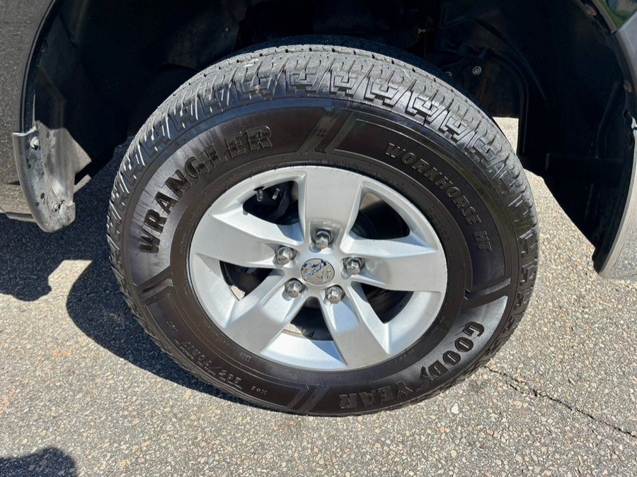 Used 2015 RAM 1500 Tradesman w/ Popular Equipment Group AWD/4WD image 29