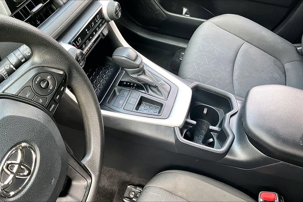 Used 2024 Toyota RAV4 XLE image 16